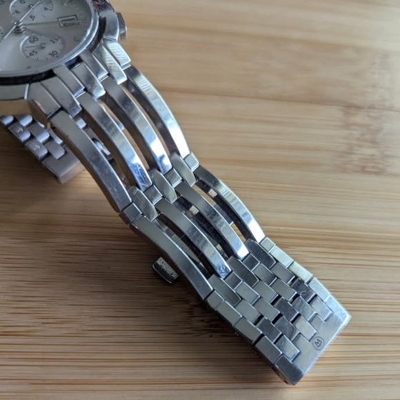 Movado Silver Men's Watch - Picture 7 of 13